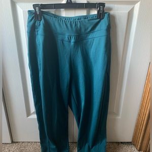 Mondetta luxury performance joggers size small